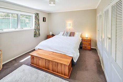 Photo of property in 73 Blue Mountains Road, Pinehaven, Upper Hutt, 5019