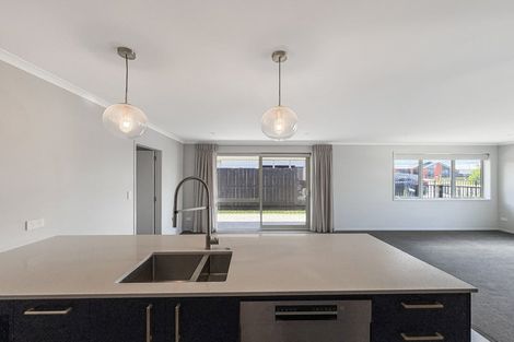 Photo of property in 4 Matua Street, Temple View, Hamilton, 3218