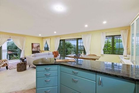 Photo of property in 28 Parkwood Crescent, Gulf Harbour, Whangaparaoa, 0930