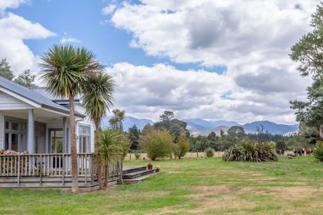 Photo of property in 636a Norfolk Road, Upper Plain, Carterton, 5791