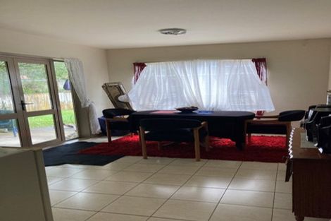 Photo of property in 27a Captain Scott Road, Glen Eden, Auckland, 0602