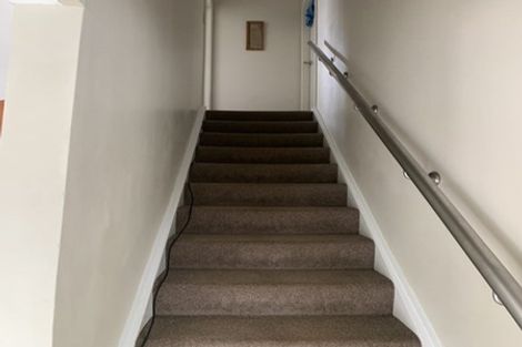 Photo of property in 1/15 Sunnynook Road, Forrest Hill, Auckland, 0620