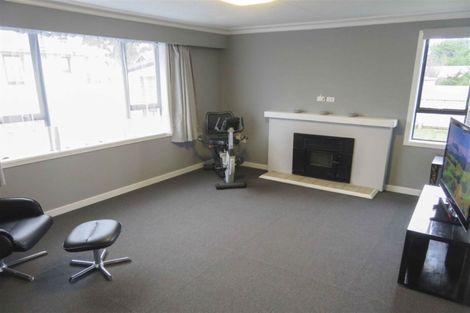 Photo of property in 11 Stephens Street, Waikiwi, Invercargill, 9810