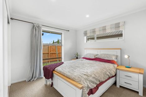 Photo of property in 8 Foden Lane, Halswell, Christchurch, 8025