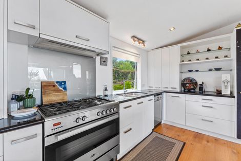 Photo of property in 79 Hauraki Road, Leigh, Warkworth, 0985