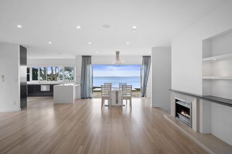 Photo of property in 47 Saltburn Road, Milford, Auckland, 0620