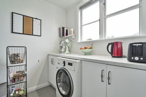 Photo of property in 803 Rangiora Street, Mahora, Hastings, 4120