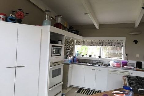 Photo of property in 38 Aurea Avenue, Pakuranga, Auckland, 2010