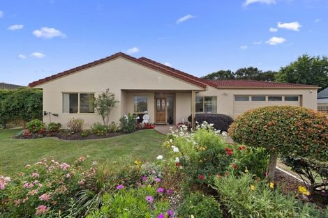 Photo of property in 6 Cromwell Drive, Fitzroy, Hamilton, 3206