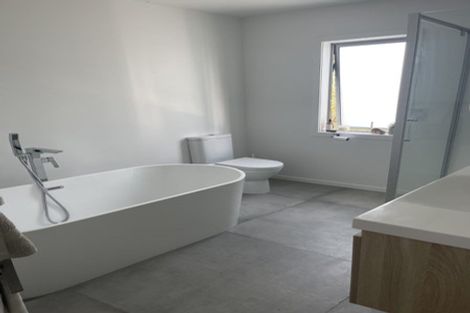 Photo of property in 17 Ardern Avenue, Stanmore Bay, Whangaparaoa, 0932