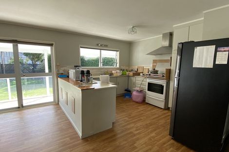 Photo of property in 16 Kakapo Place, Papatoetoe, Auckland, 2025