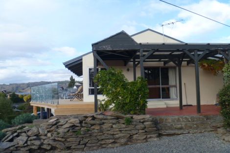 Photo of property in 4a Lanes Road, Bridge Hill, Alexandra, 9320