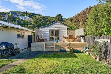 Photo of property in 37 Cluny Road, Plimmerton, Porirua, 5026