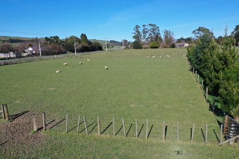 Photo of property in 81974 State Highway 2, Pahiatua, 4984