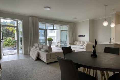 Photo of property in 7 Eaves Bush Parade, Orewa, 0931