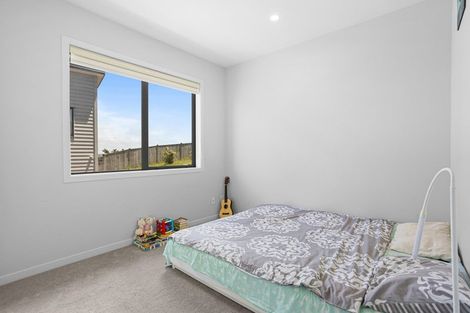 Photo of property in 11 Pacific Heights Road, Orewa, 0931