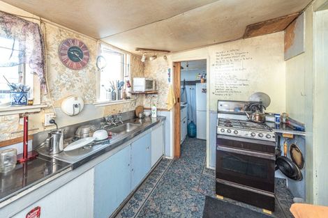 Photo of property in 484 Heads Road, Castlecliff, Whanganui, 4501