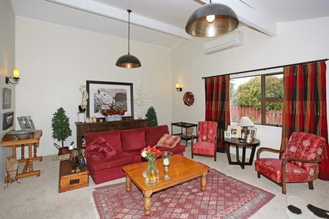 Photo of property in 139 Bombay Road, Bombay, 2675