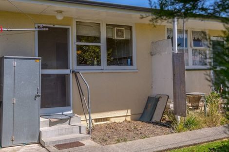 Photo of property in Cedarwood Flats, 8/15 Opaki Road, Lansdowne, Masterton, 5810