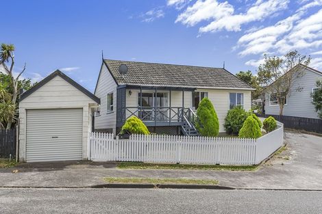 Photo of property in 9 Mako View, Titahi Bay, Porirua, 5022