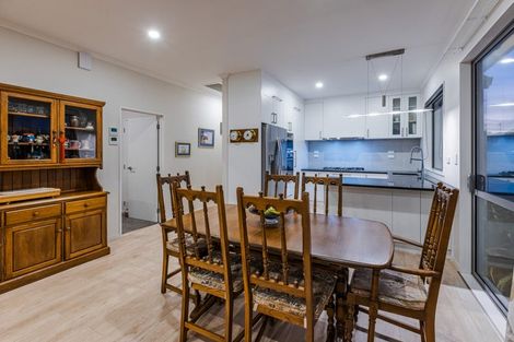 Photo of property in 11 Rainsford Road, Pukekohe, 2120