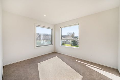 Photo of property in 1058 High Street, Avalon, Lower Hutt, 5011