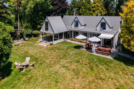 Photo of property in 48 Kairau Road West, Sentry Hill, New Plymouth, 4373