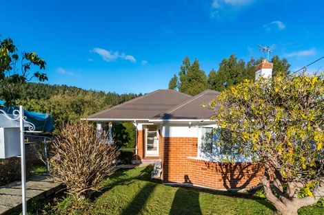 Photo of property in 26 Grandview Crescent, Opoho, Dunedin, 9010