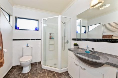 Photo of property in 8 Goodrich Close, Bethlehem, Tauranga, 3110