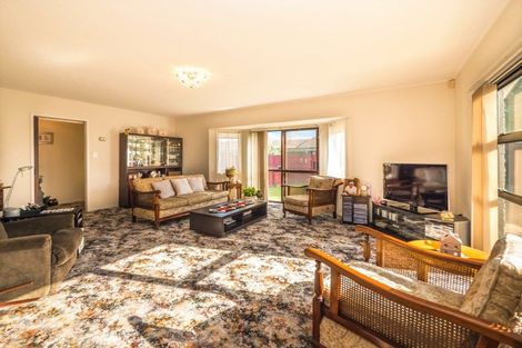 Photo of property in 2/6 Ti Nana Crescent, Henderson, Auckland, 0610