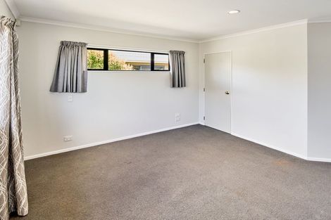 Photo of property in 59 Kapiti Crescent, Titahi Bay, Porirua, 5022