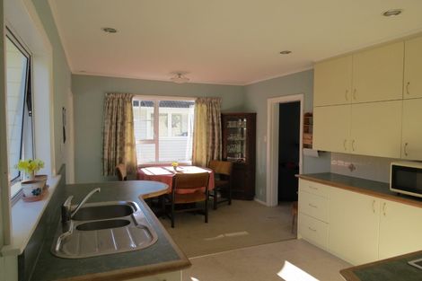 Photo of property in 165 Wainuiomata Road, Wainuiomata, Lower Hutt, 5014