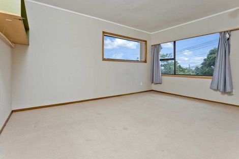 Photo of property in 15 Westwell Road, Belmont, Auckland, 0622