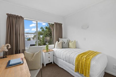 Photo of property in 2/50a Taharoto Road, Takapuna, Auckland, 0622