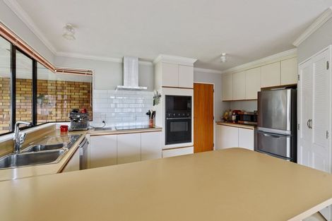 Photo of property in 141 Belvedere Avenue, Waikanae, 5036