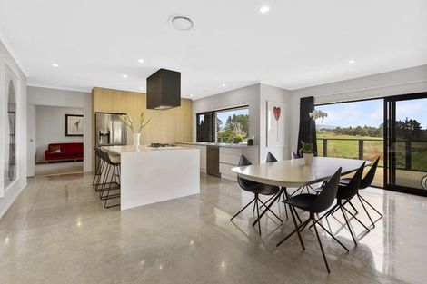 Photo of property in 5a Tupuhi Place, Highlands Park, New Plymouth, 4312