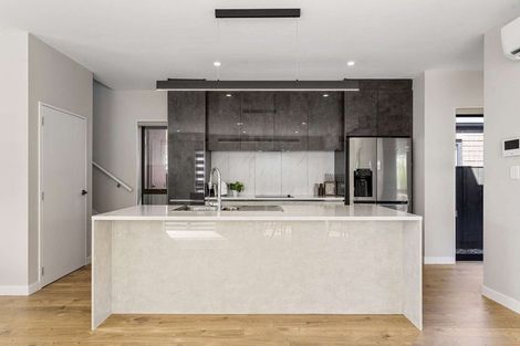 Photo of property in 43 Clayden Shuttleworth Street, Papakura, 2110