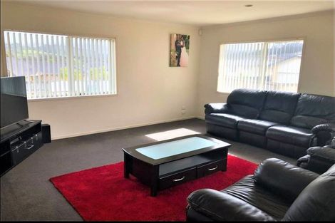 Photo of property in 48 San Marino Drive West, Henderson, Auckland, 0612