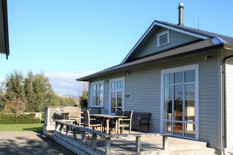 Photo of property in 183 Cowper Road, Dannevirke, 4976