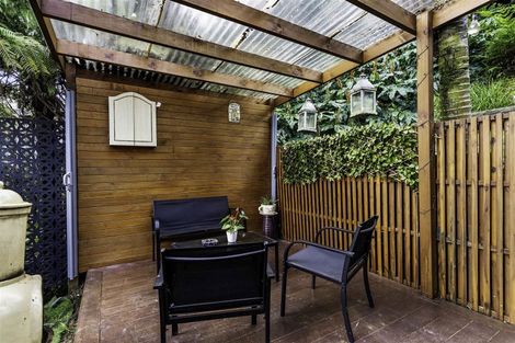 Photo of property in 2/66 Manuka Road, Glenfield, Auckland, 0629