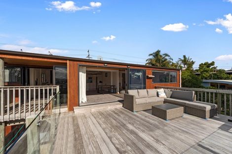 Photo of property in 8 Bay View Road, Raglan, 3225