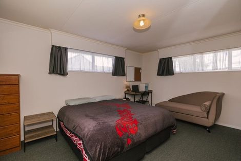 Photo of property in 2 Carey Street, Longburn, Palmerston North, 4412