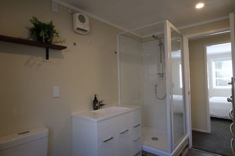 Photo of property in 1/297 Rangatira Road, Beach Haven, Auckland, 0626