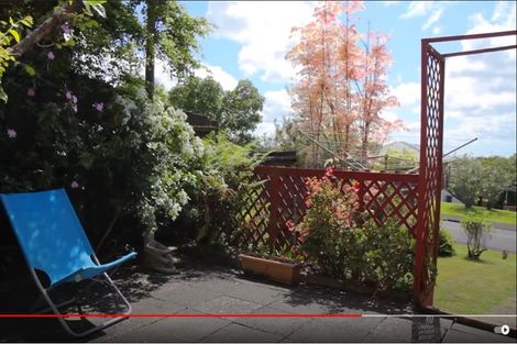 Photo of property in 1/4 Lydford Place, Glendene, Auckland, 0602