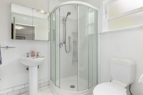 Photo of property in 560 Stokes Valley Road, Stokes Valley, Lower Hutt, 5019