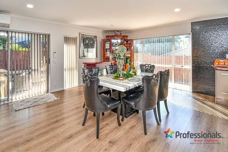 Photo of property in 38 Seresin Crescent, Flat Bush, Auckland, 2016