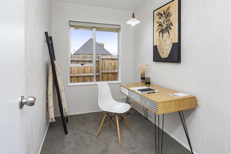 Photo of property in 9c Quinton Place, Bishopdale, Christchurch, 8053