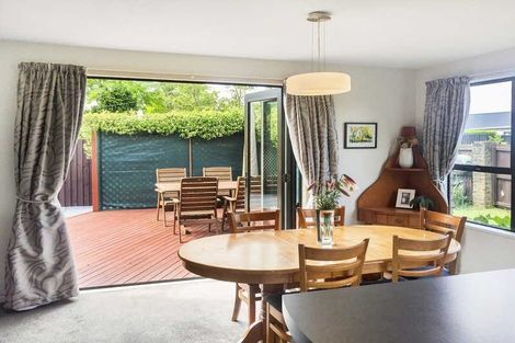 Photo of property in 2 Mapledale Place, Halswell, Christchurch, 8025