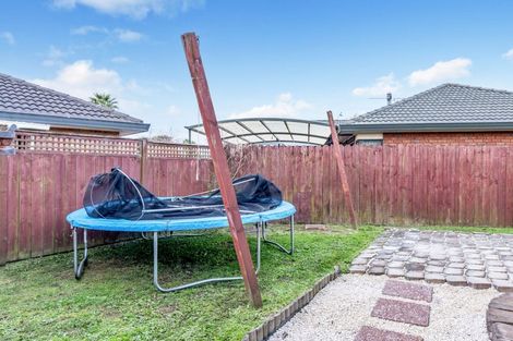 Photo of property in 30 Sheriff Place, Randwick Park, Auckland, 2105
