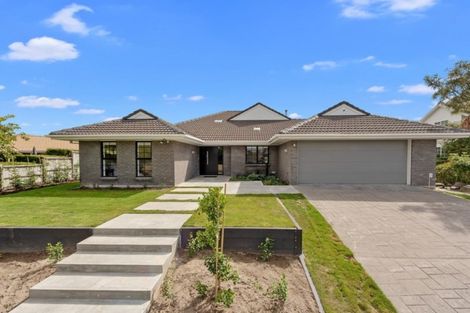 Photo of property in 35 Harrowfield Drive, Harrowfield, Hamilton, 3210